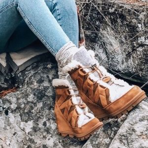 sorel joan of arctic wedge ii cozy shearling boots